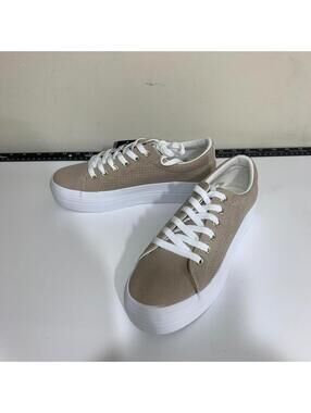 Women's Platform Sneakers Size 7 Beige Faux Leather Lace Up Comfort In Every Ste